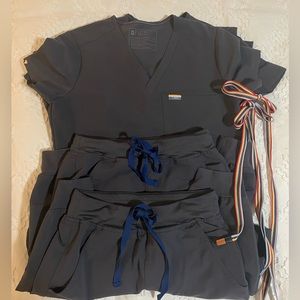 FIGS SCRUBS CHARCOAL XXS SET